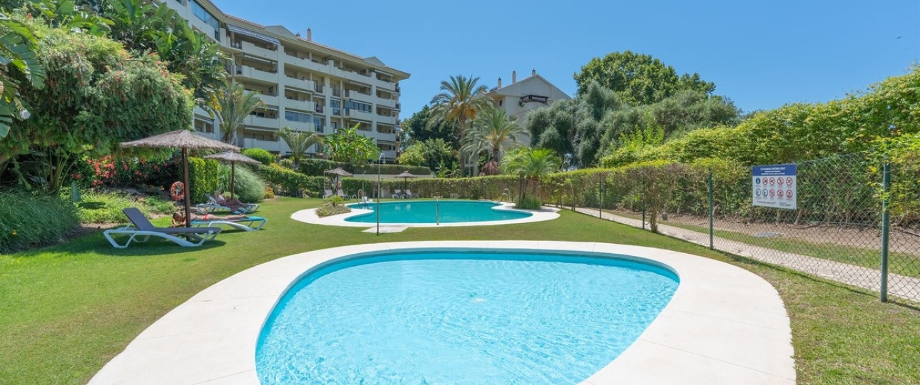 Rynek wtórny - apartment - Marbella - Guadalmina Alta