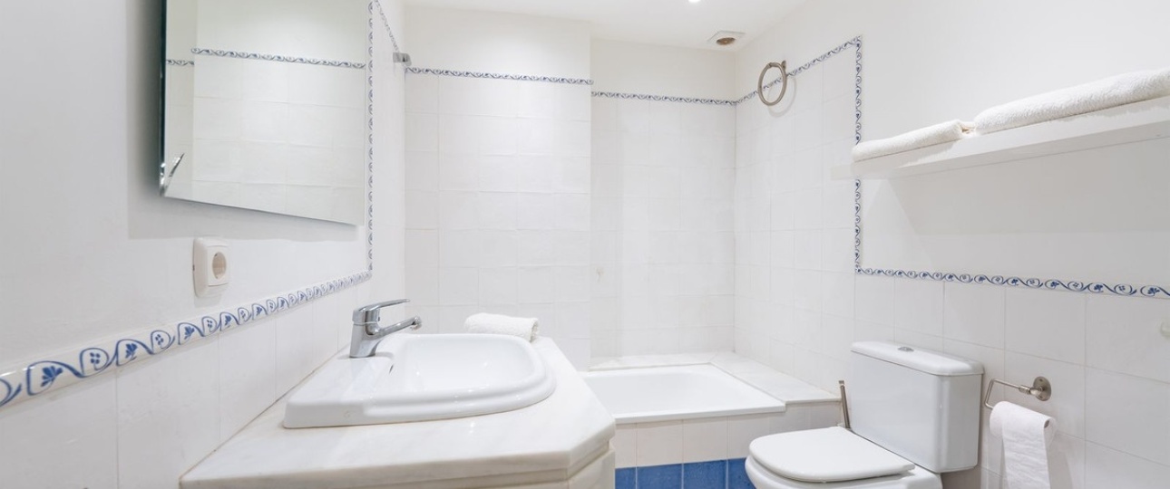 Rynek wtórny - apartment - Marbella - Guadalmina Alta