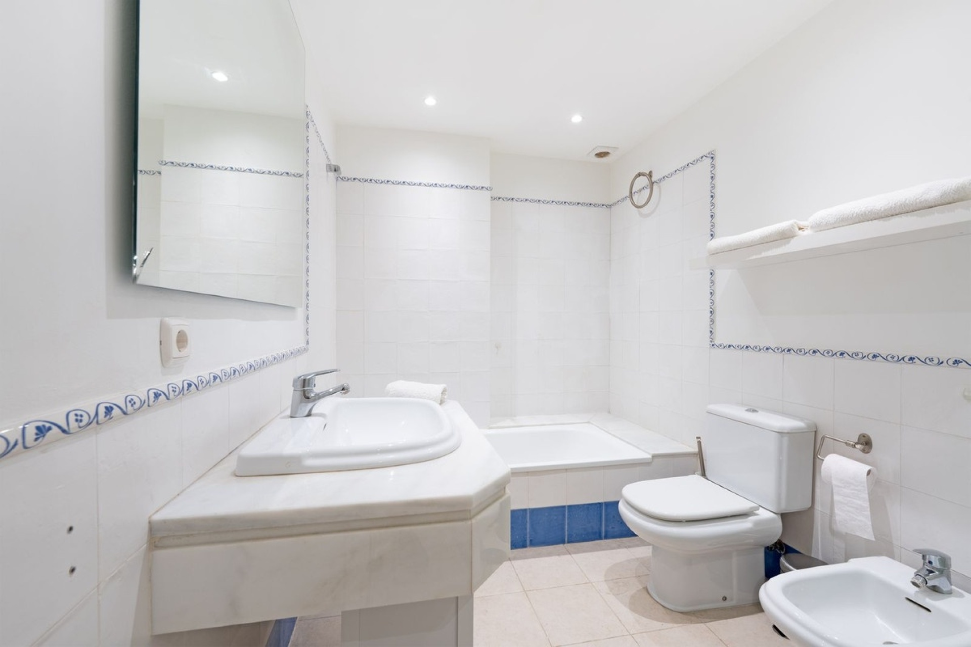 Rynek wtórny - apartment - Marbella - Guadalmina Alta