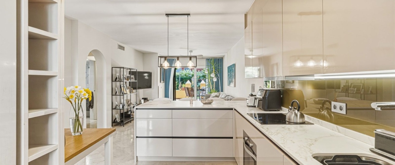 Rynek wtórny - apartment - Marbella - Guadalmina Alta