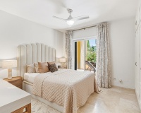 Rynek wtórny - apartment - Marbella - Guadalmina Alta