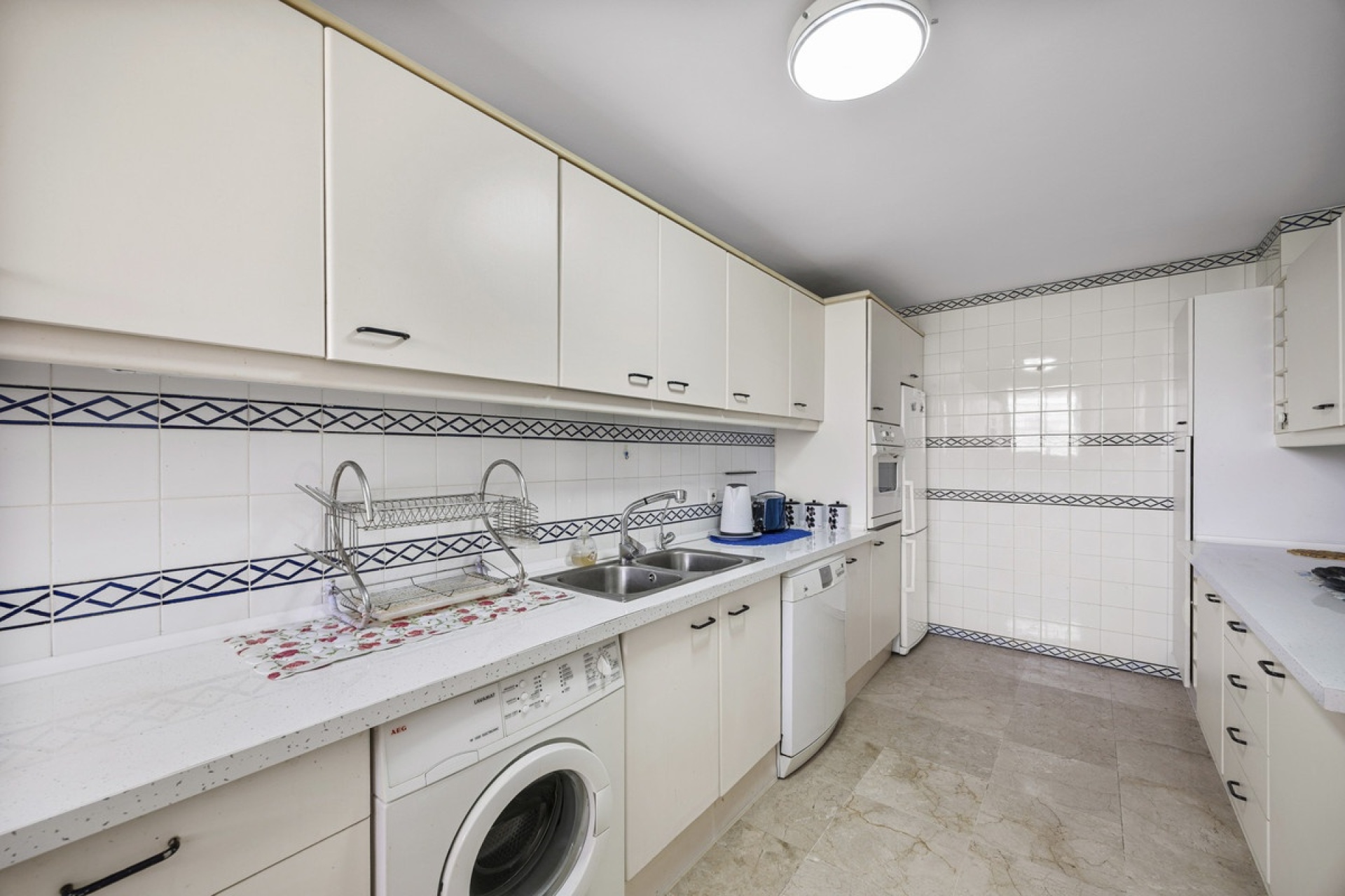 Rynek wtórny - apartment - Marbella - Guadalmina Alta