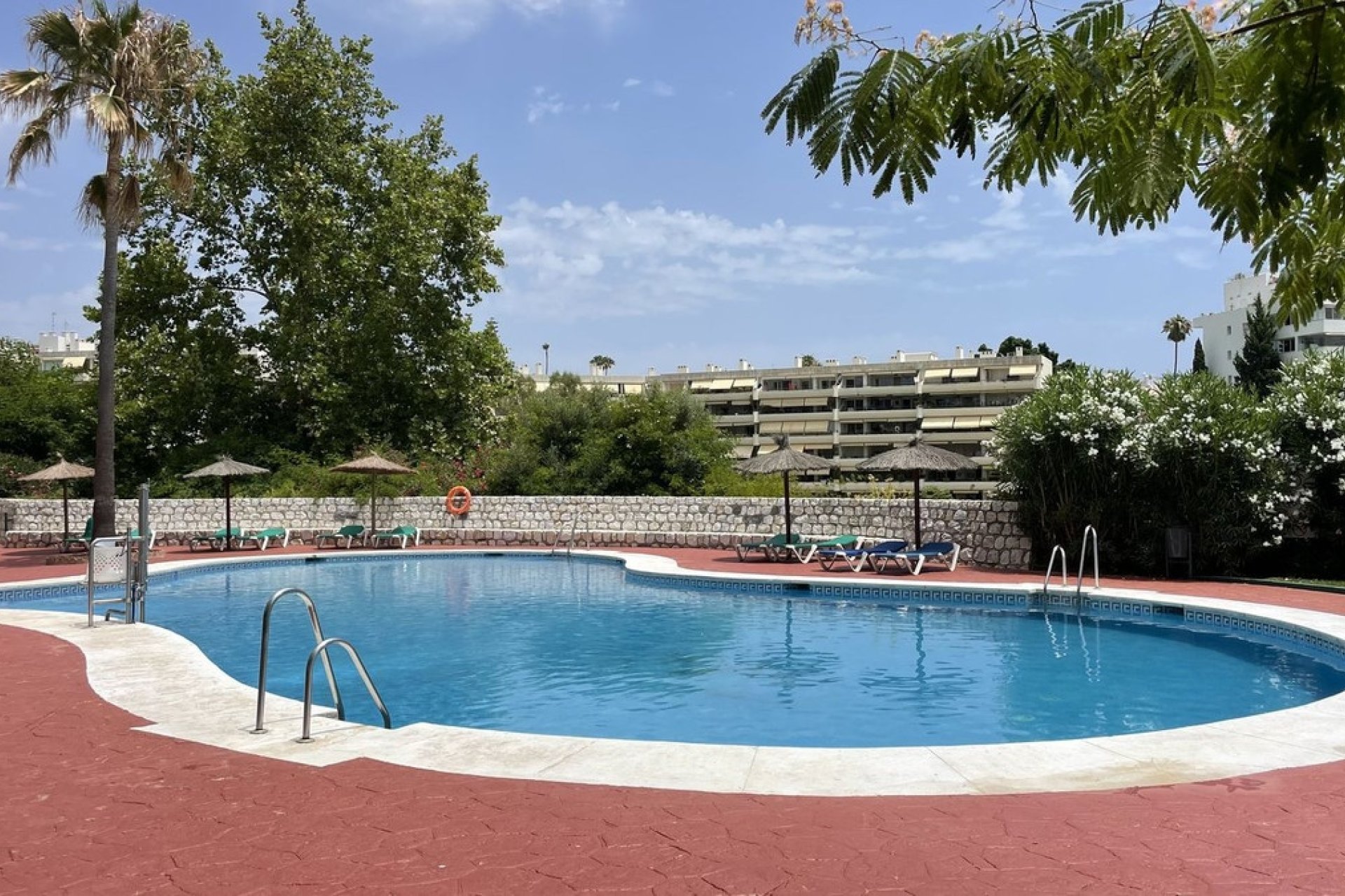 Rynek wtórny - apartment - Marbella - Guadalmina Alta