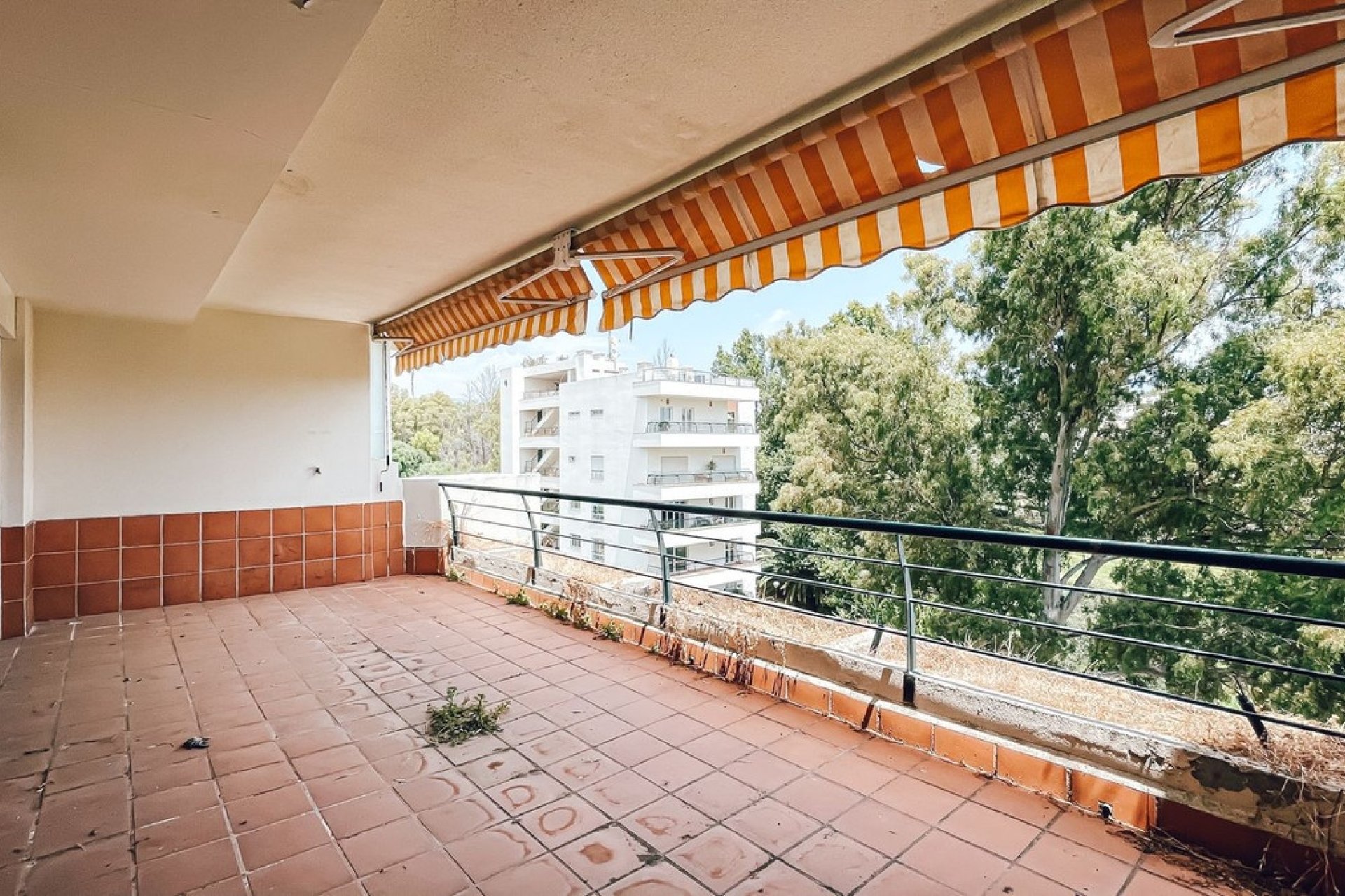 Rynek wtórny - apartment - Marbella - Guadalmina Alta