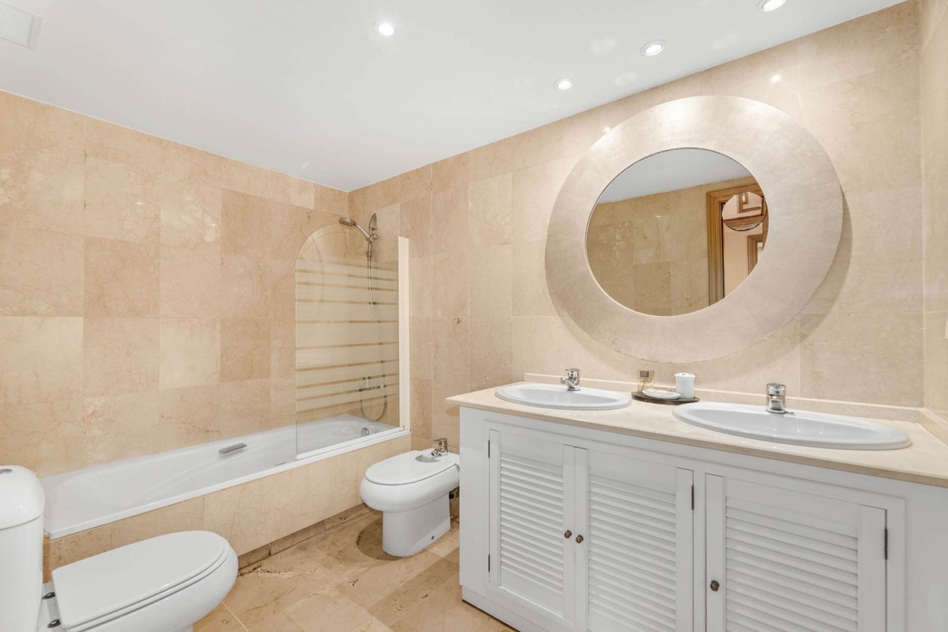 Rynek wtórny - apartment - Marbella - Guadalmina Alta