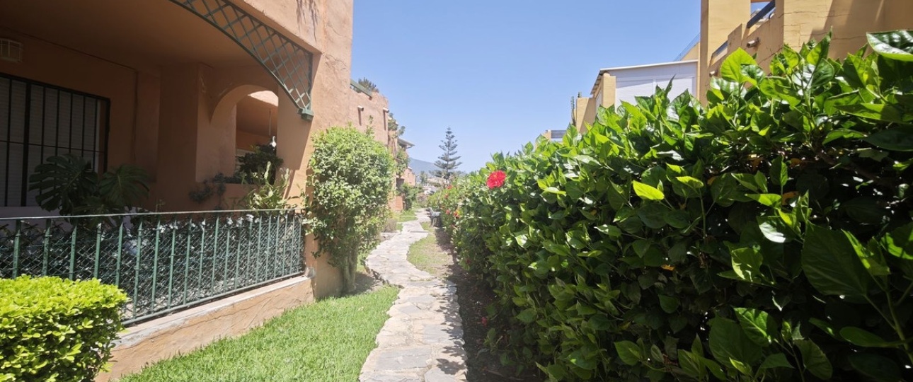Rynek wtórny - apartment - Marbella - Guadalmina Alta