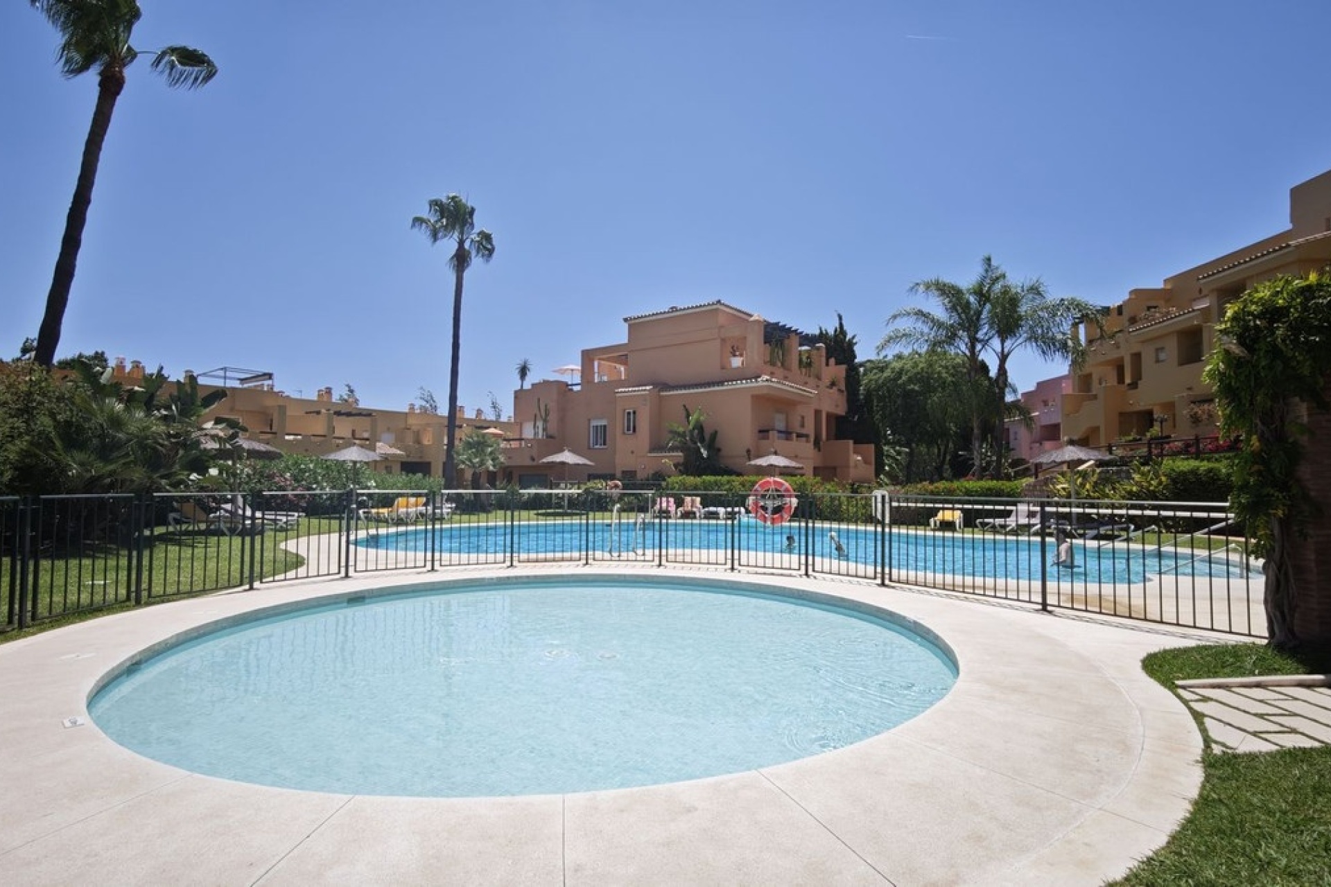 Rynek wtórny - apartment - Marbella - Guadalmina Alta