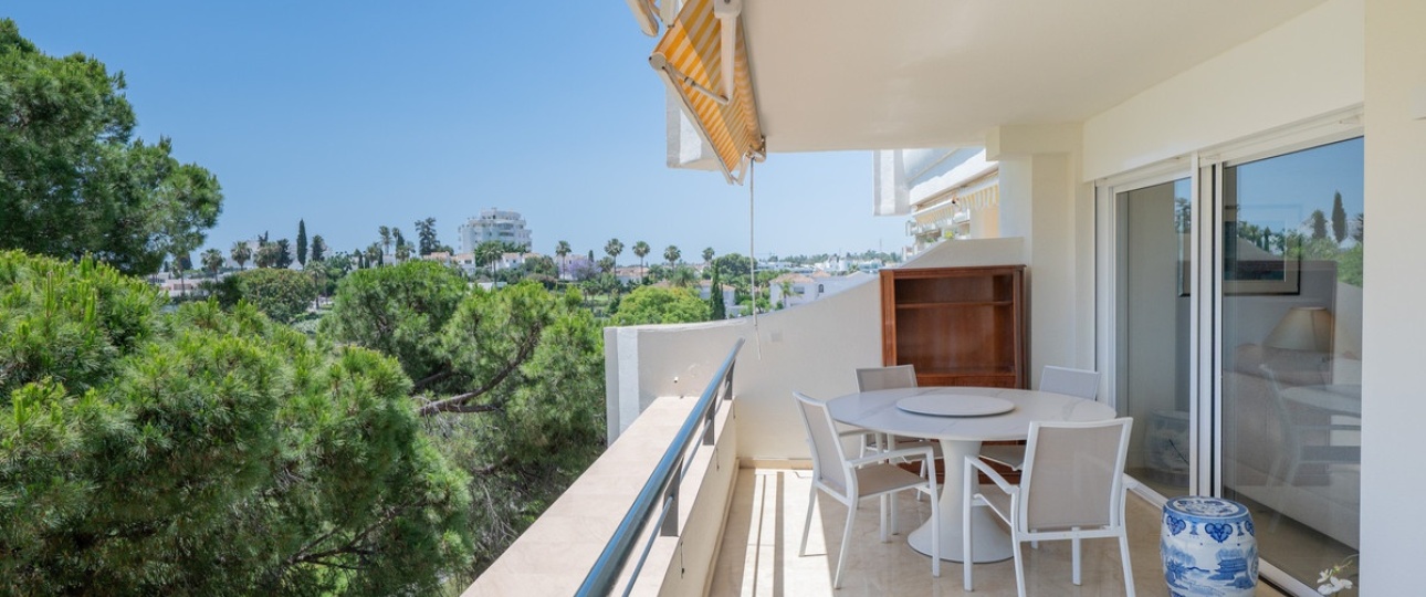 Rynek wtórny - apartment - Marbella - Guadalmina Alta