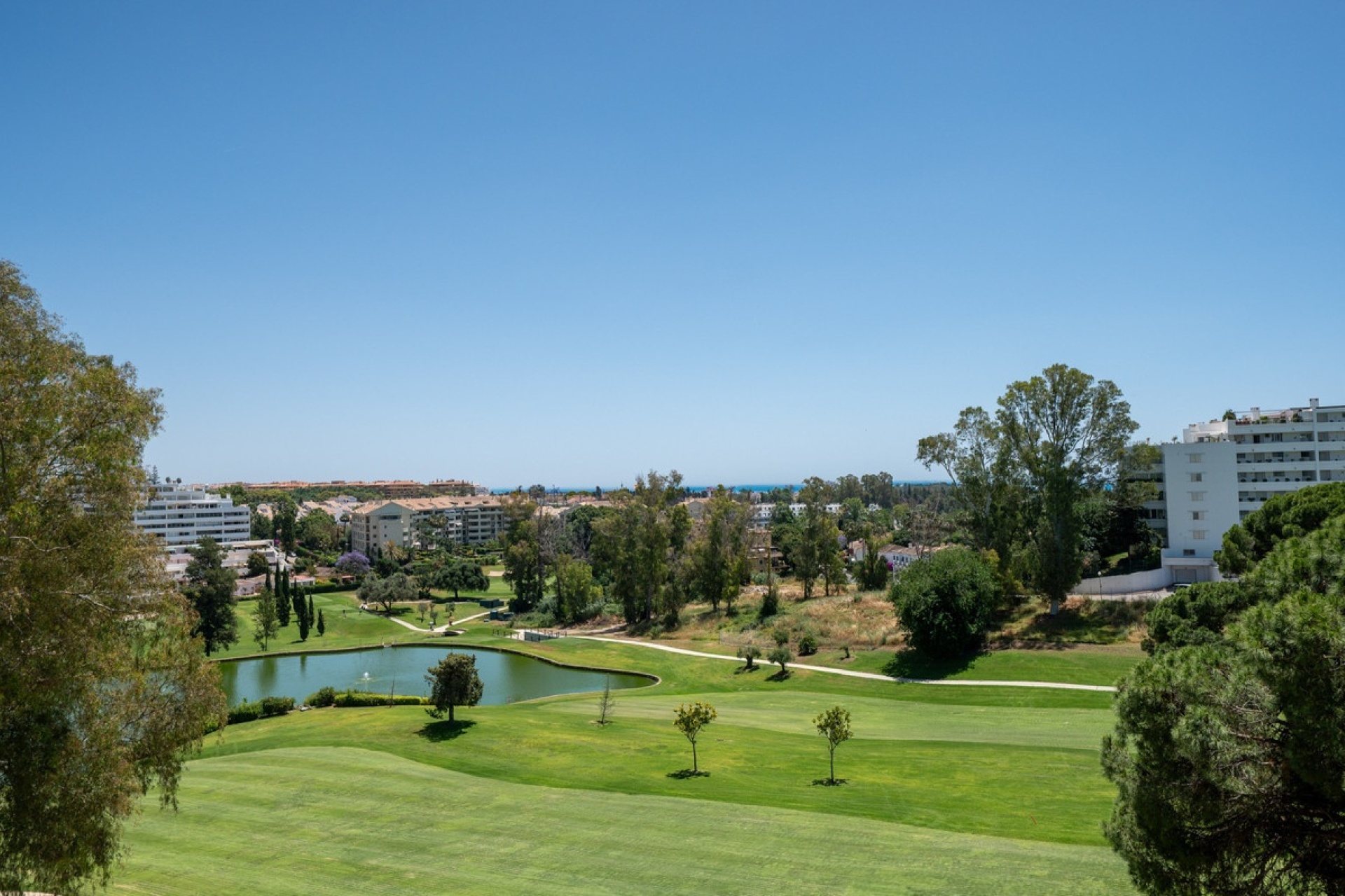 Rynek wtórny - apartment - Marbella - Guadalmina Alta