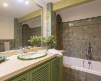Rynek wtórny - apartment - Marbella - Guadalmina Alta