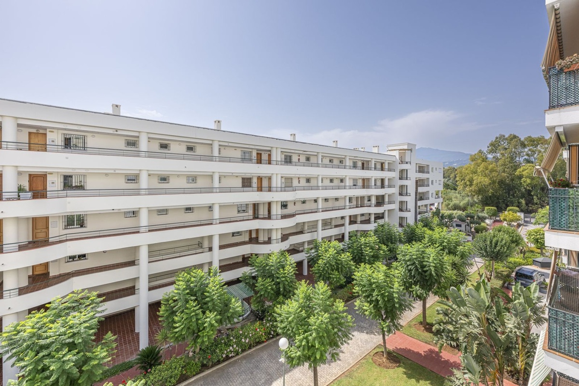 Rynek wtórny - apartment - Marbella - Guadalmina Alta