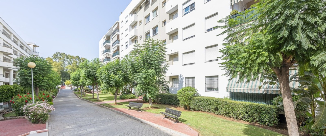 Rynek wtórny - apartment - Marbella - Guadalmina Alta