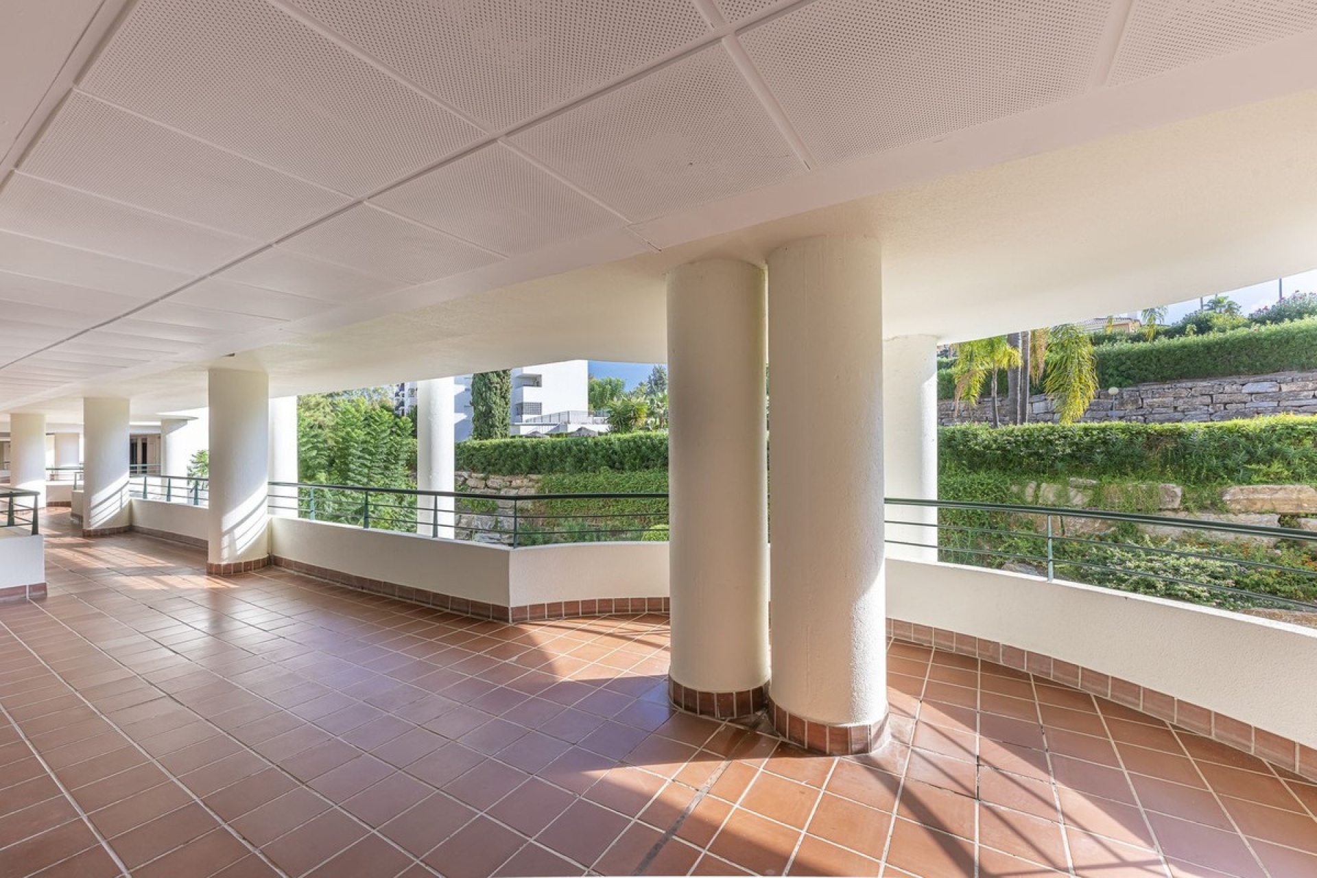 Rynek wtórny - apartment - Marbella - Guadalmina Alta