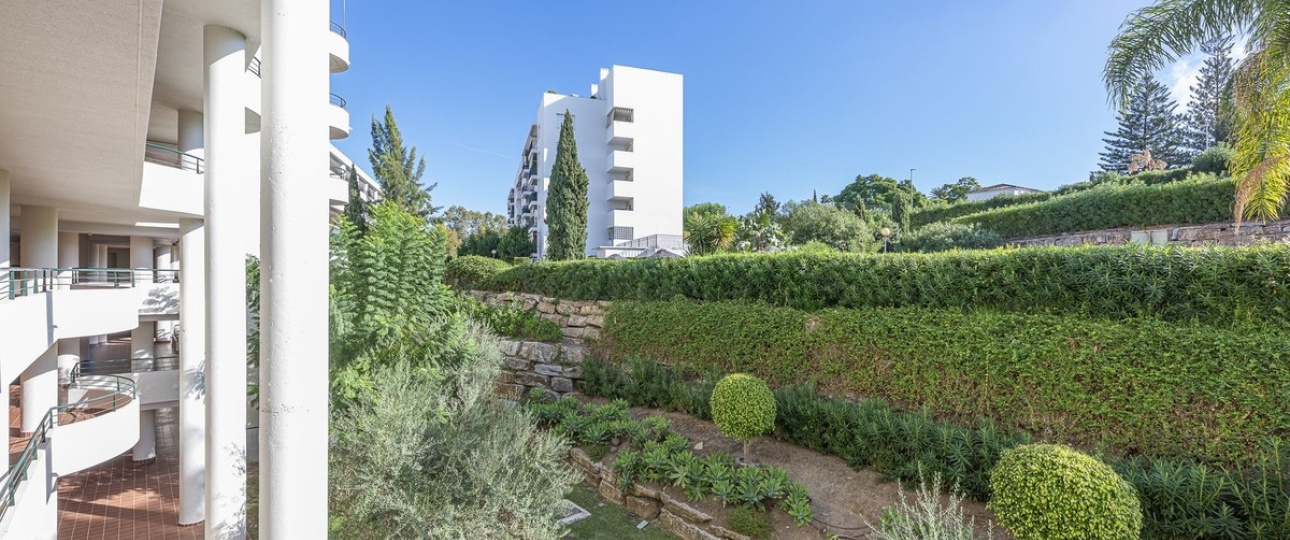 Rynek wtórny - apartment - Marbella - Guadalmina Alta