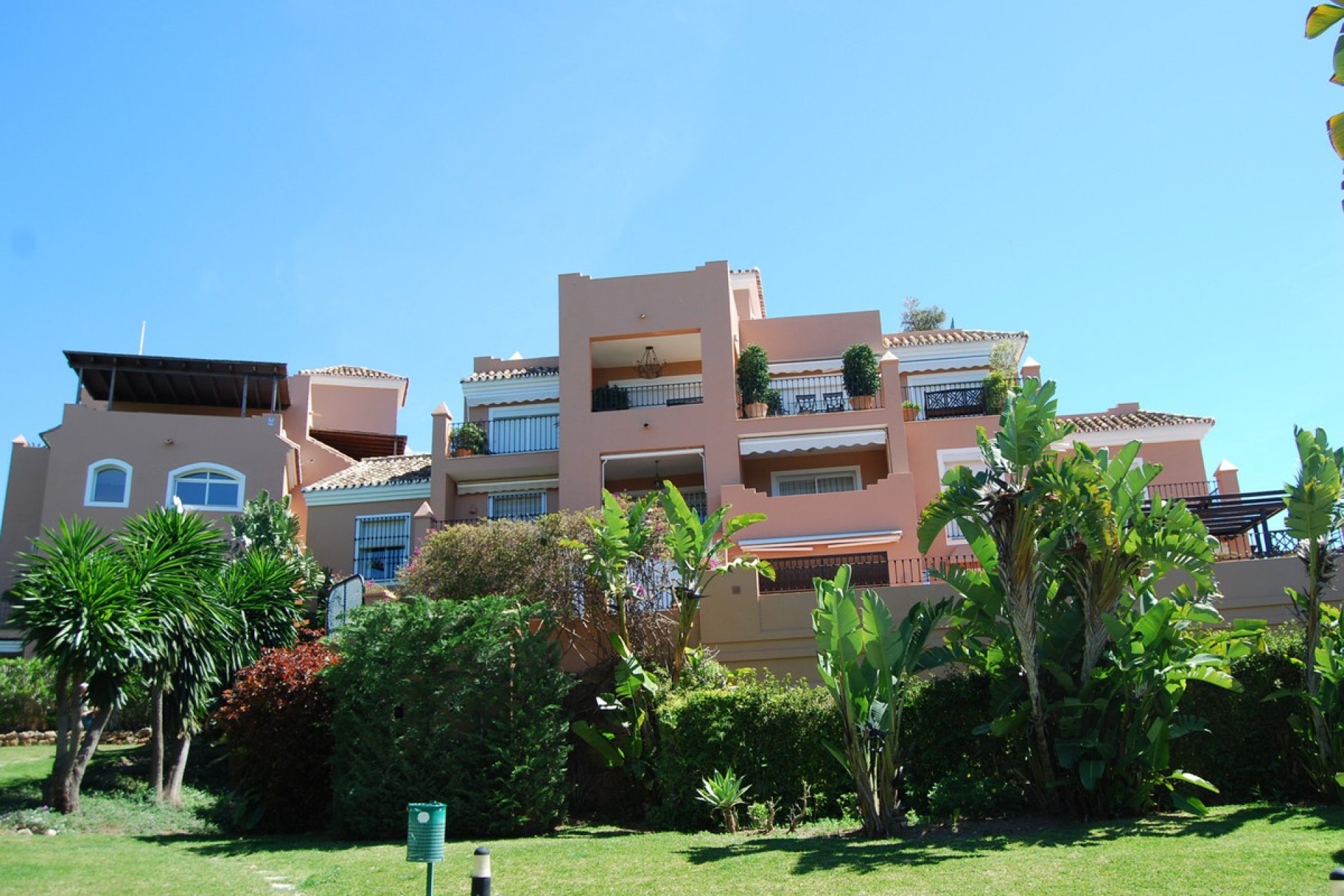Rynek wtórny - apartment - Marbella - Guadalmina Alta