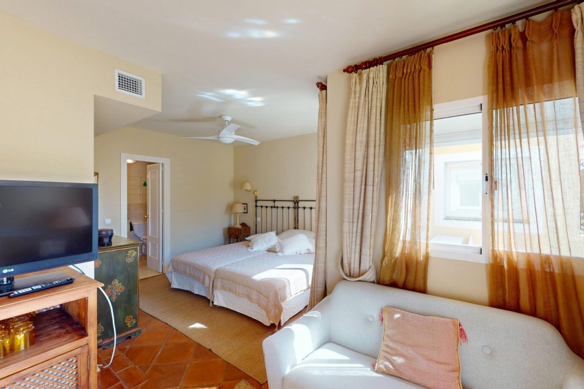Rynek wtórny - apartment - Marbella - Guadalmina Alta
