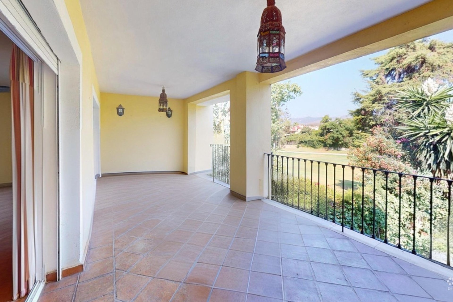 Rynek wtórny - apartment - Marbella - Guadalmina Alta