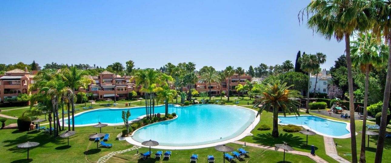 Rynek wtórny - apartment - Marbella - Guadalmina Baja