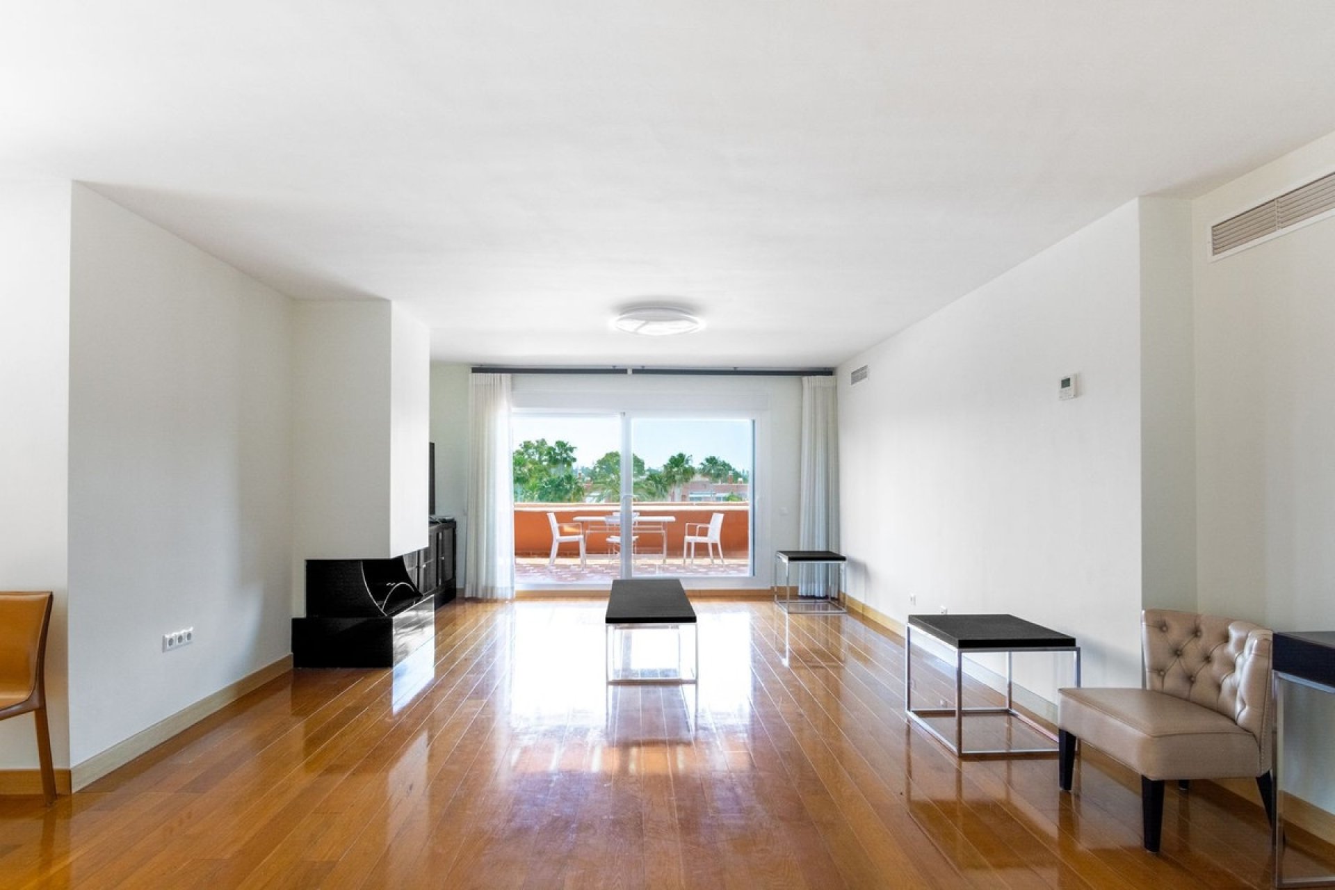 Rynek wtórny - apartment - Marbella - Guadalmina Baja