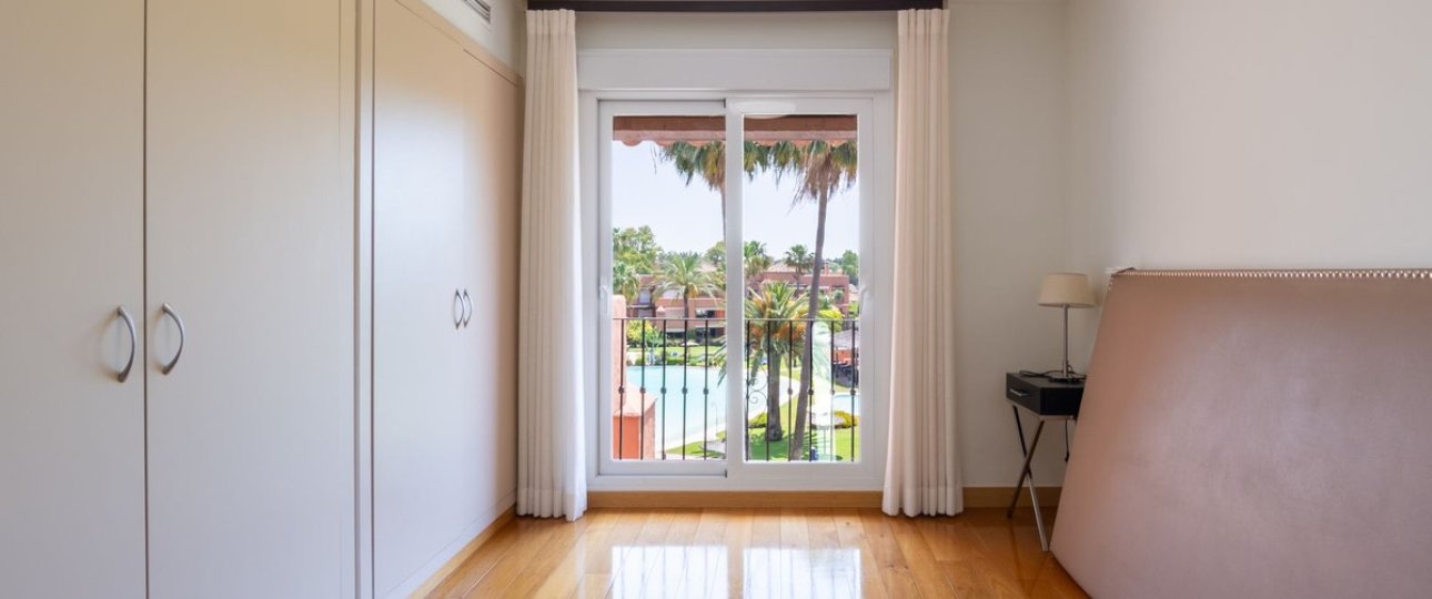 Rynek wtórny - apartment - Marbella - Guadalmina Baja