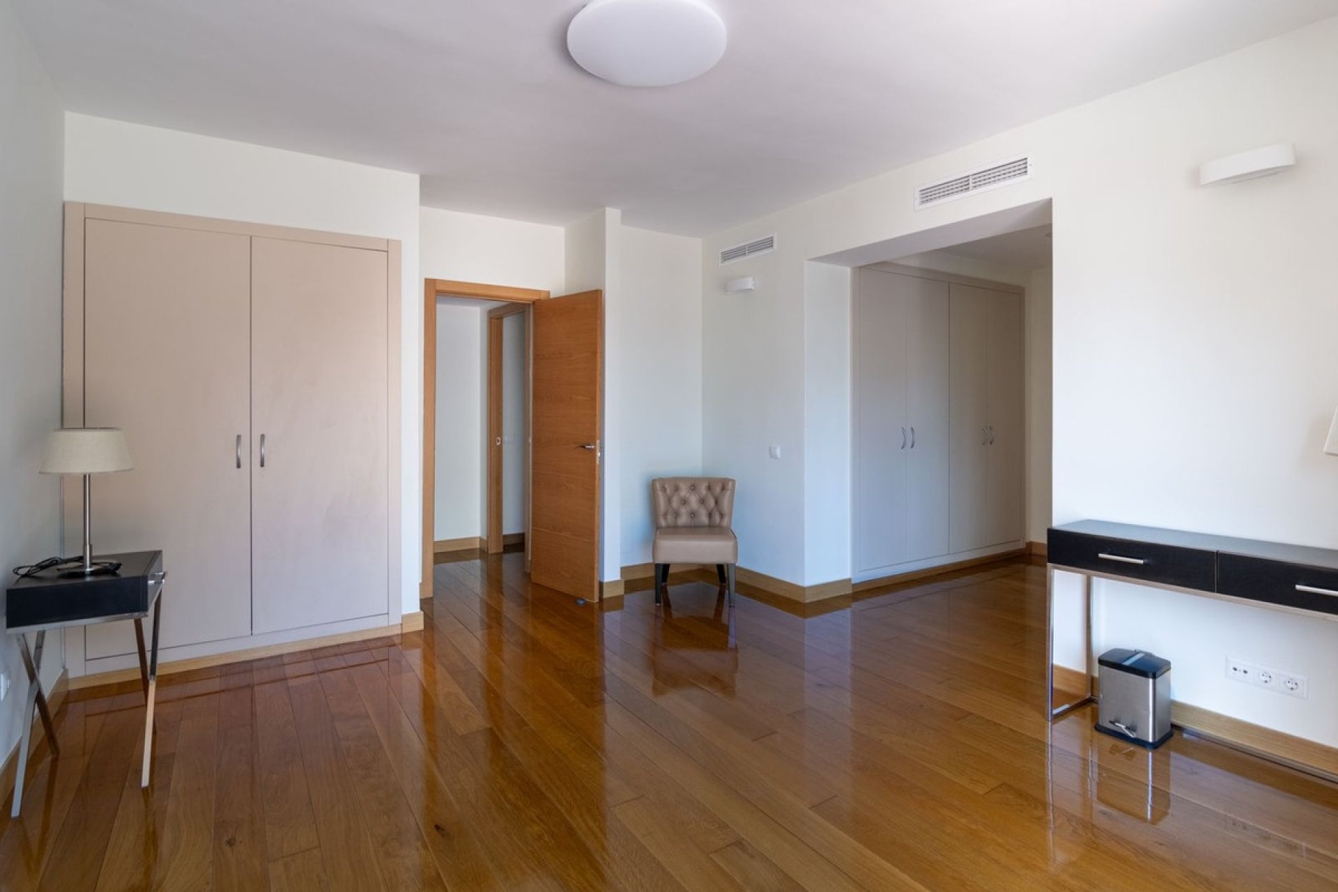 Rynek wtórny - apartment - Marbella - Guadalmina Baja