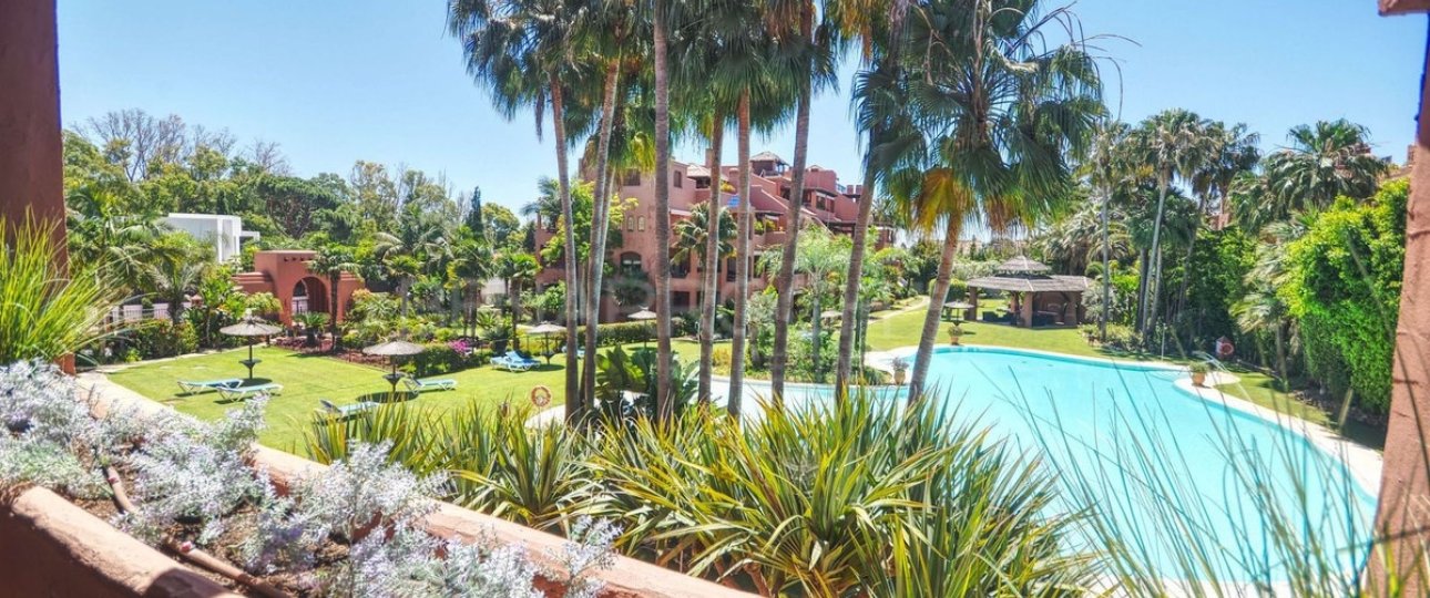 Rynek wtórny - apartment - Marbella - Guadalmina Baja