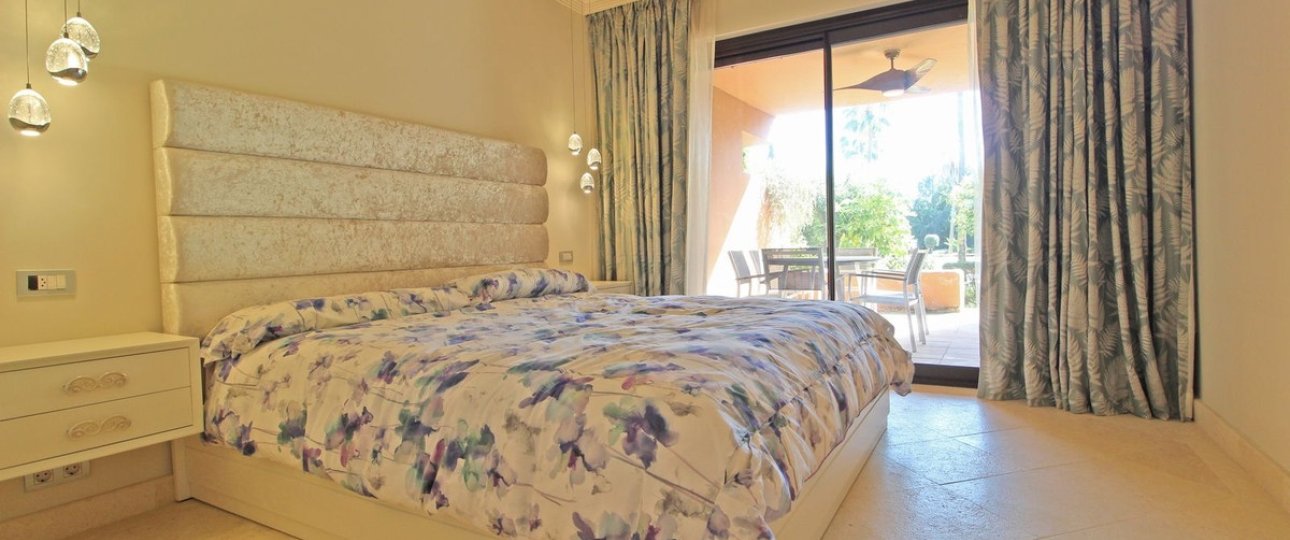 Rynek wtórny - apartment - Marbella - Guadalmina Baja
