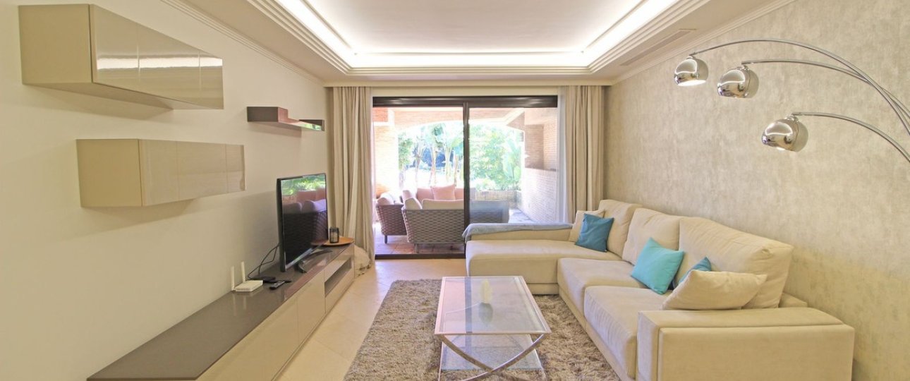 Rynek wtórny - apartment - Marbella - Guadalmina Baja