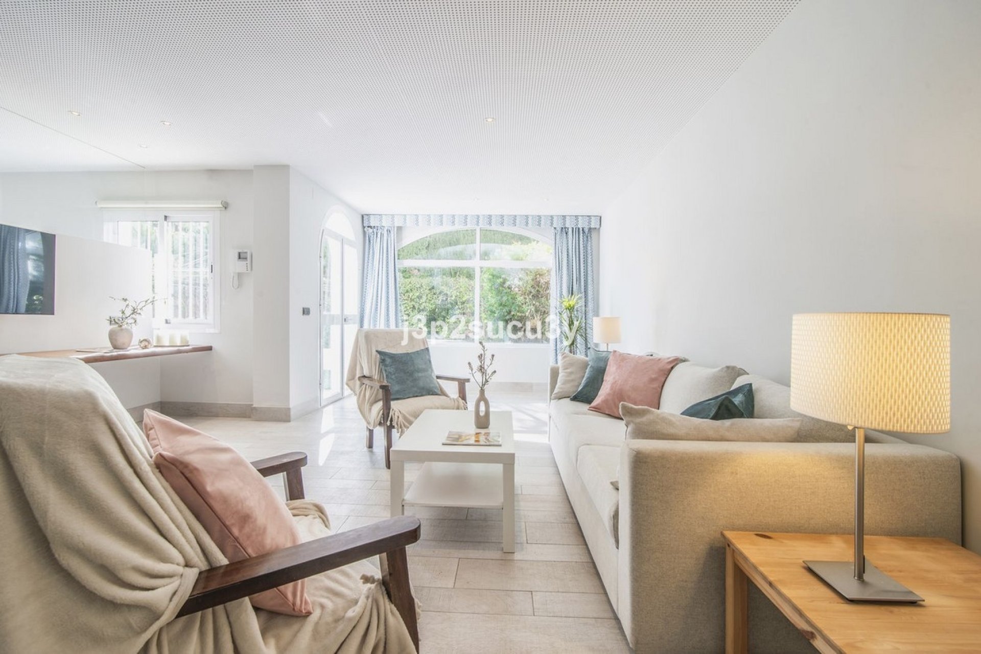 Rynek wtórny - apartment - Marbella - Guadalmina Baja