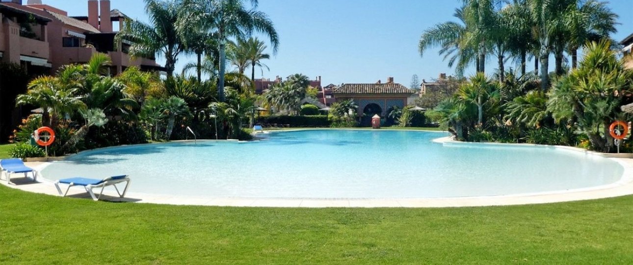 Rynek wtórny - apartment - Marbella - Guadalmina Baja