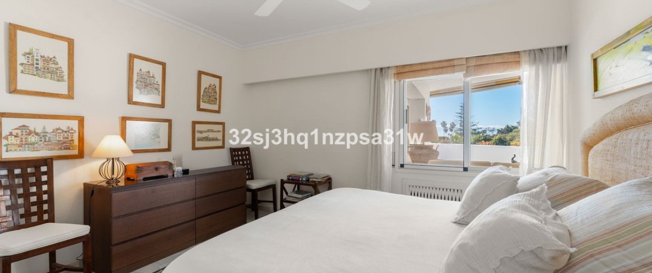 Rynek wtórny - apartment - Marbella - Guadalmina Baja