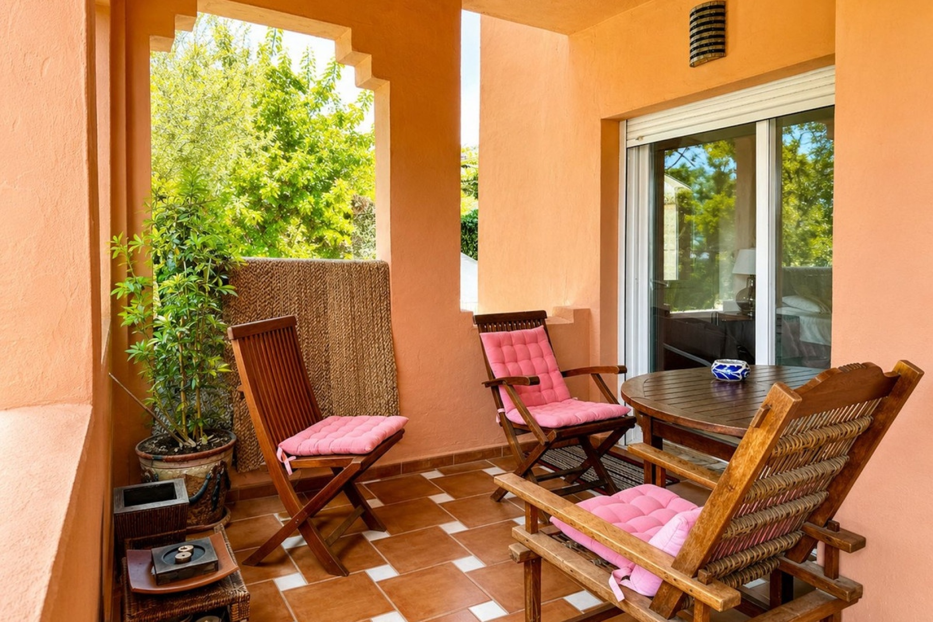 Rynek wtórny - apartment - Marbella - Guadalmina Baja