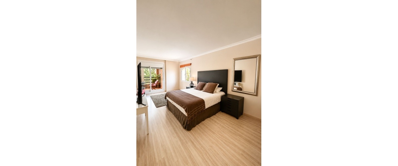 Rynek wtórny - apartment - Marbella - Guadalmina Baja