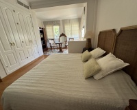 Rynek wtórny - apartment - Marbella - Guadalmina Baja