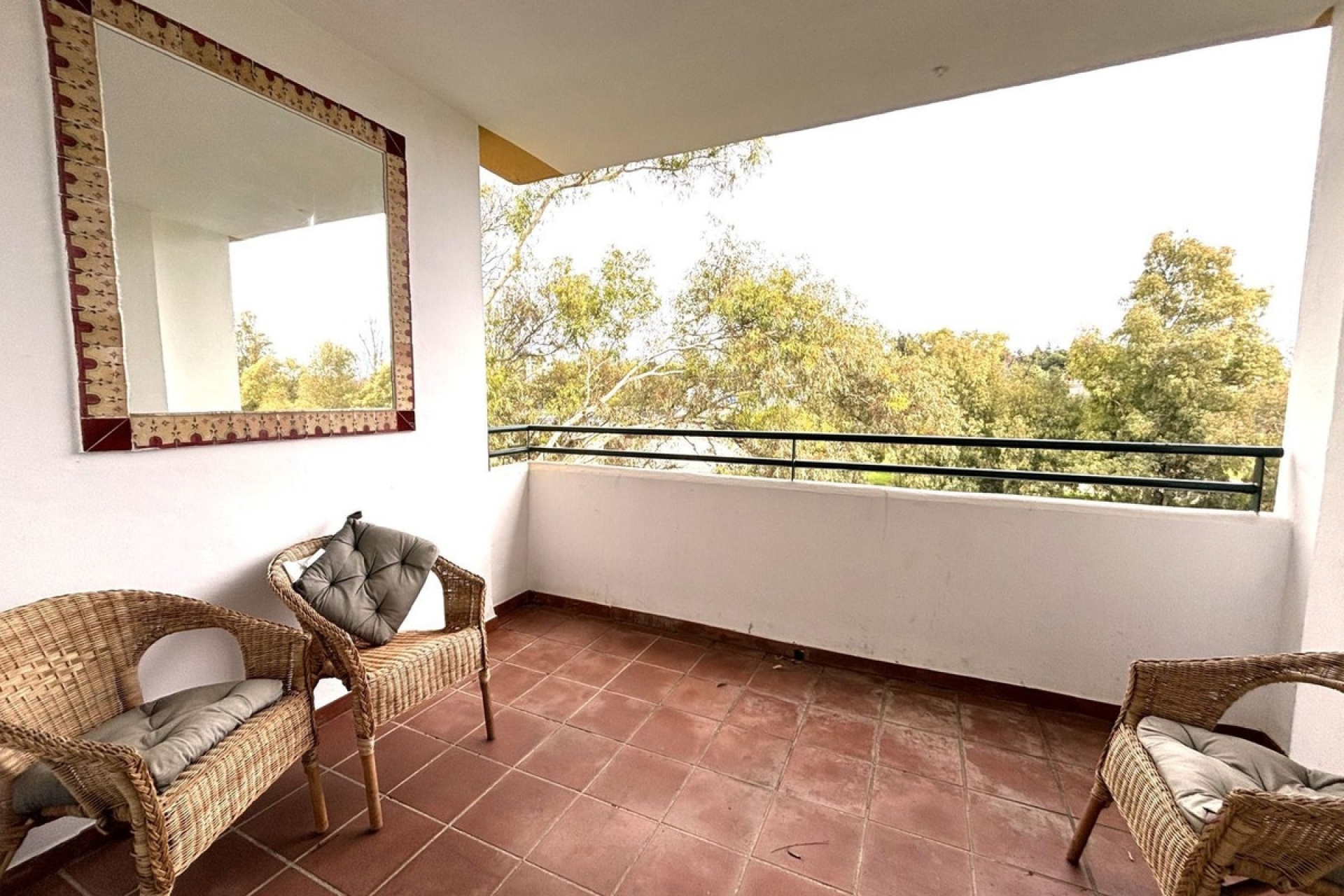 Rynek wtórny - apartment - Marbella - Guadalmina Baja