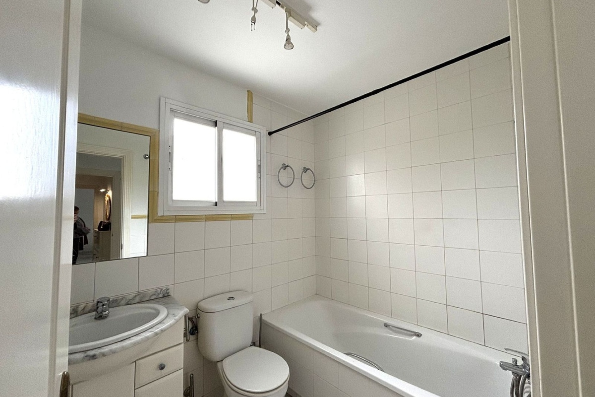 Rynek wtórny - apartment - Marbella - Guadalmina Baja