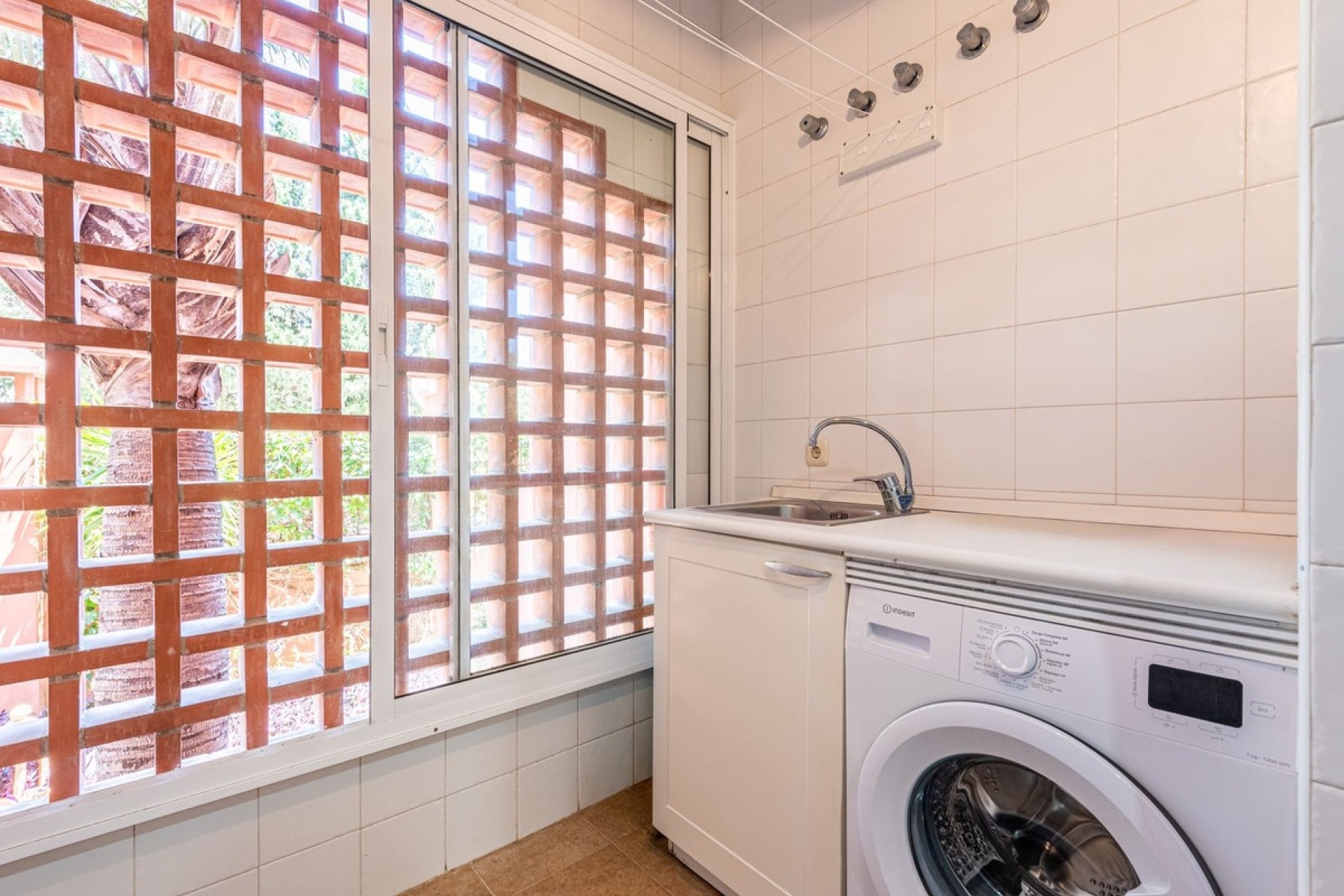 Rynek wtórny - apartment - Marbella - Guadalmina Baja