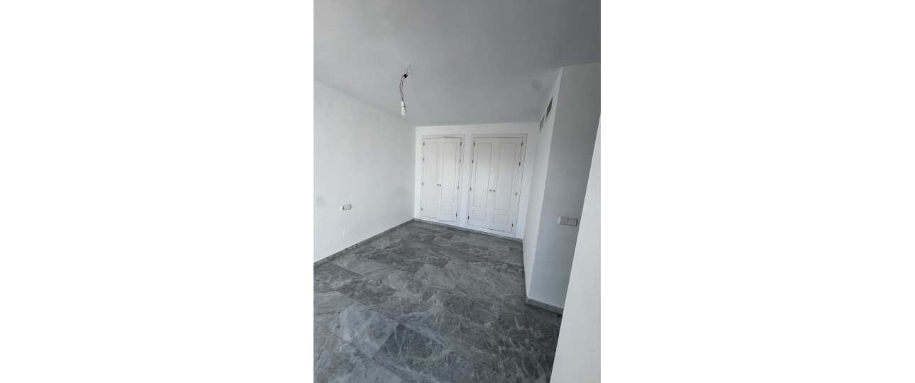 Rynek wtórny - apartment - Marbella - Guadalmina Baja