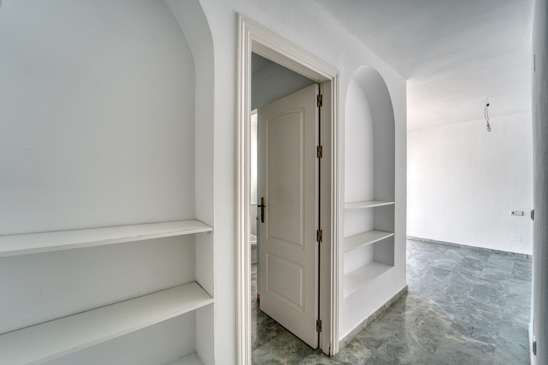 Rynek wtórny - apartment - Marbella - Guadalmina Baja