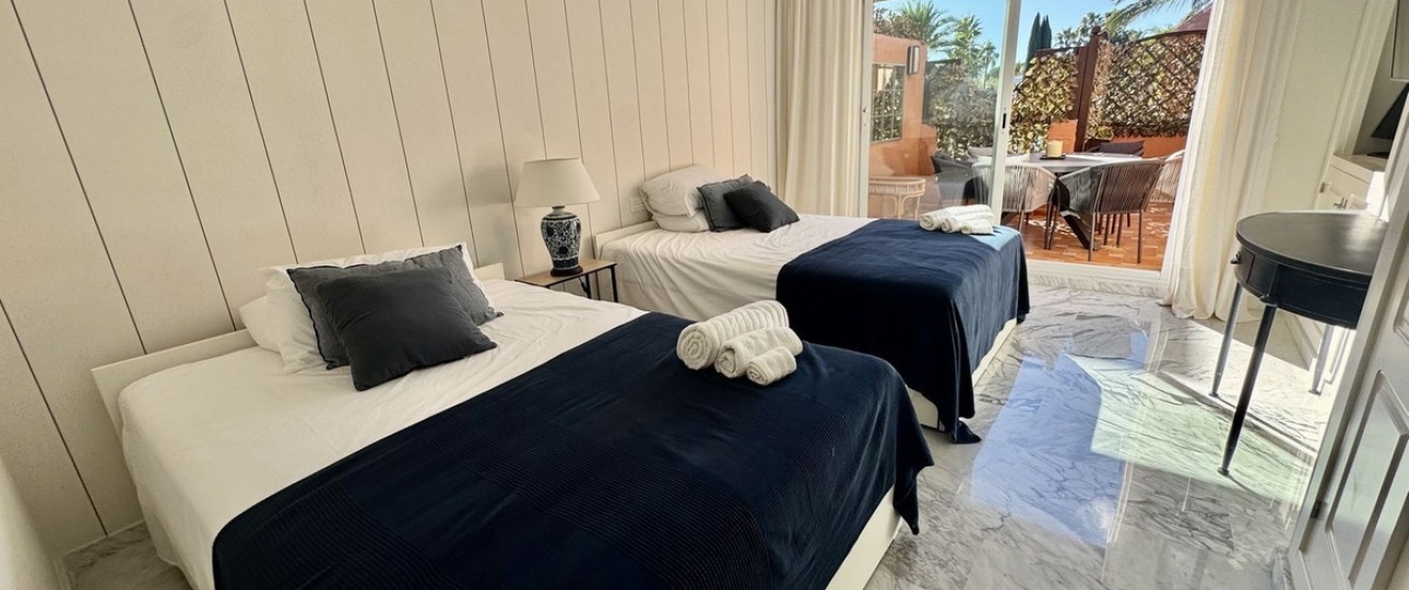 Rynek wtórny - apartment - Marbella - Guadalmina Baja