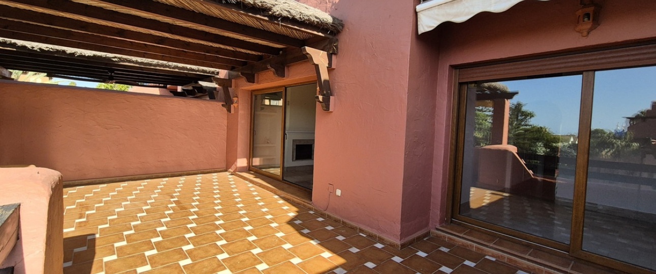 Rynek wtórny - apartment - Marbella - Guadalmina Baja