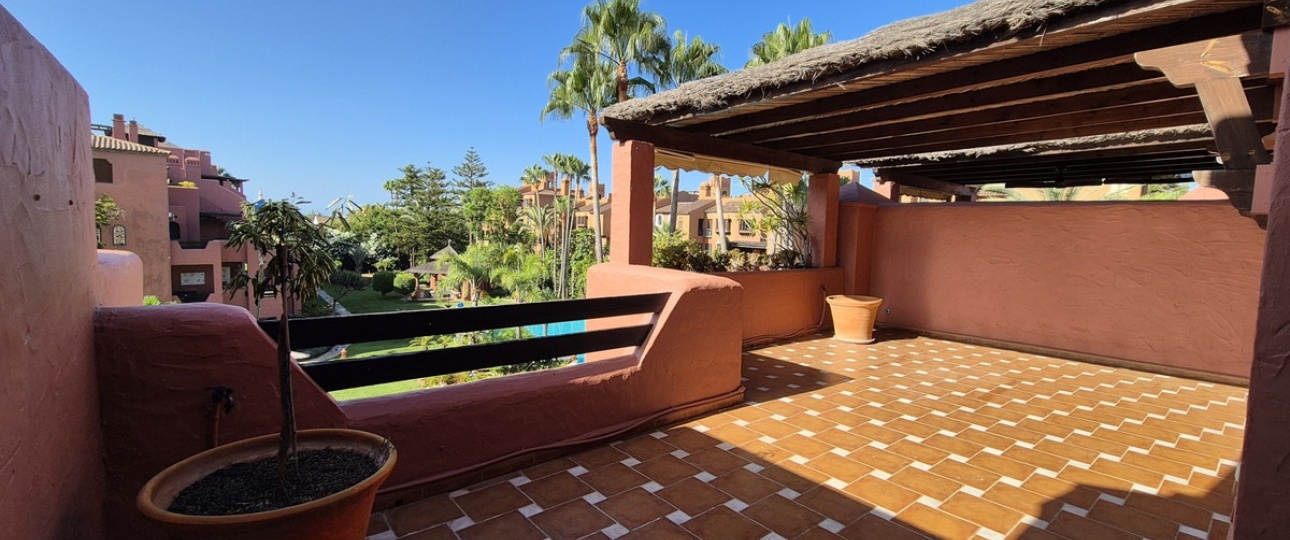 Rynek wtórny - apartment - Marbella - Guadalmina Baja