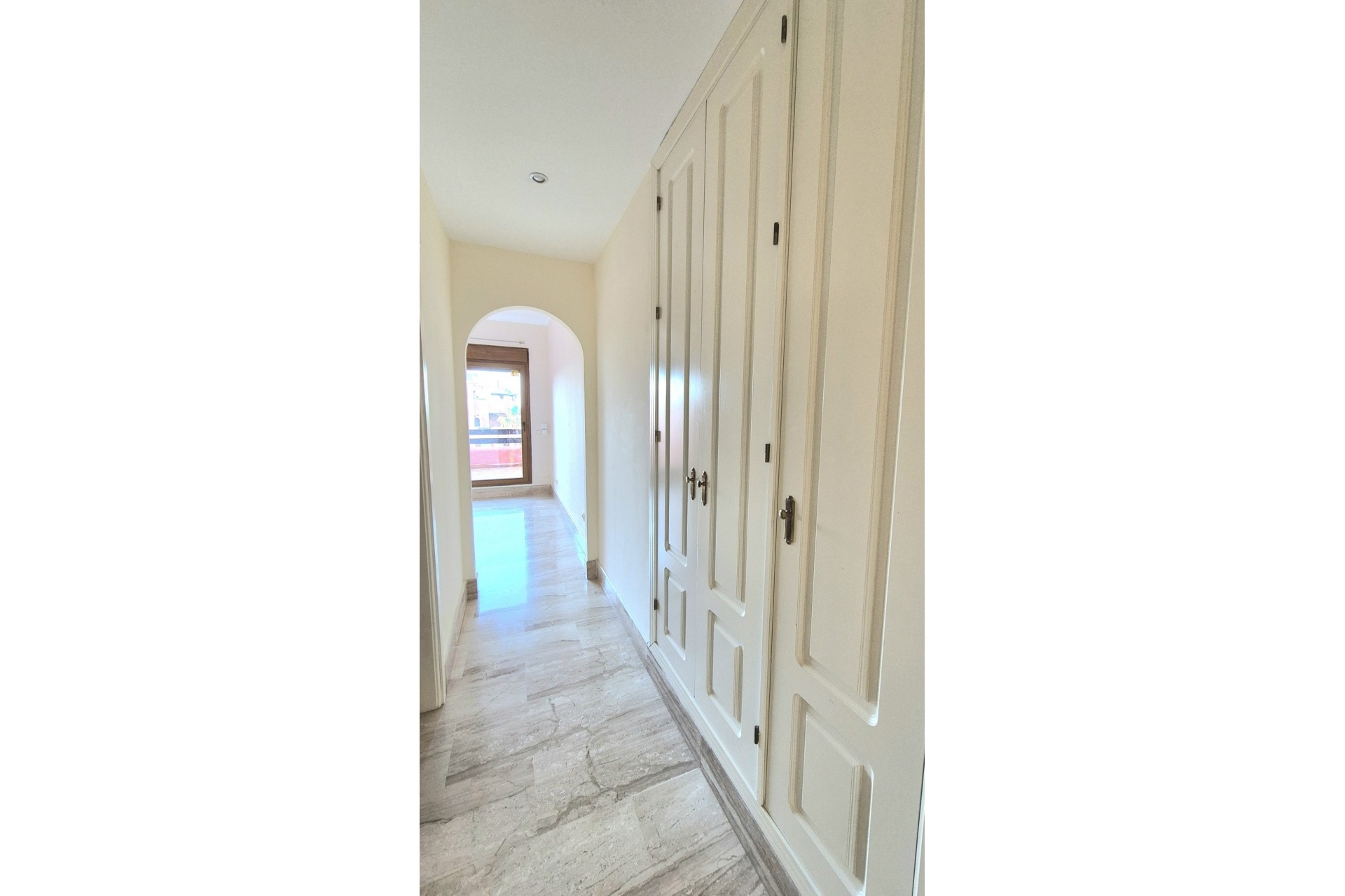 Rynek wtórny - apartment - Marbella - Guadalmina Baja