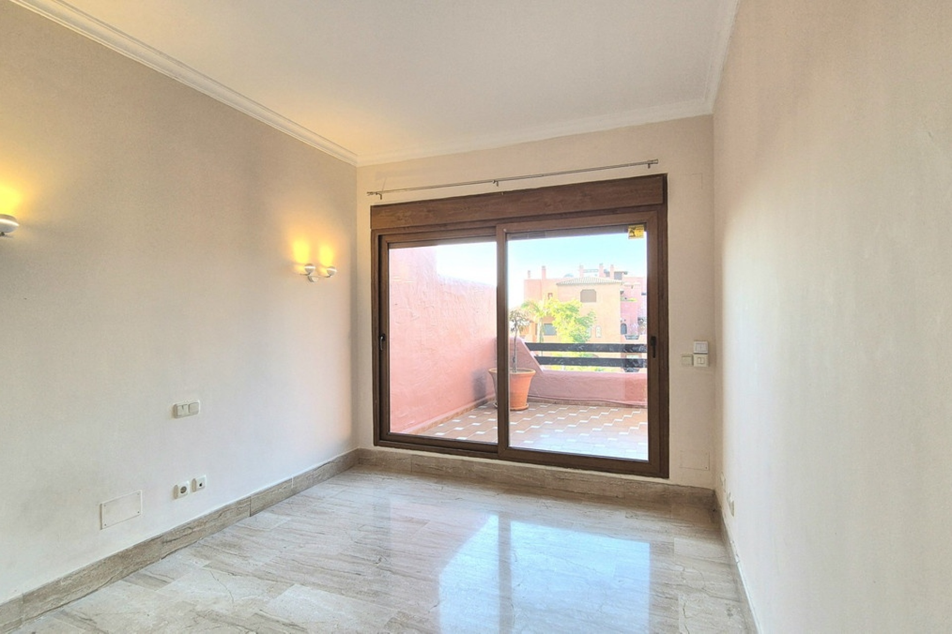 Rynek wtórny - apartment - Marbella - Guadalmina Baja