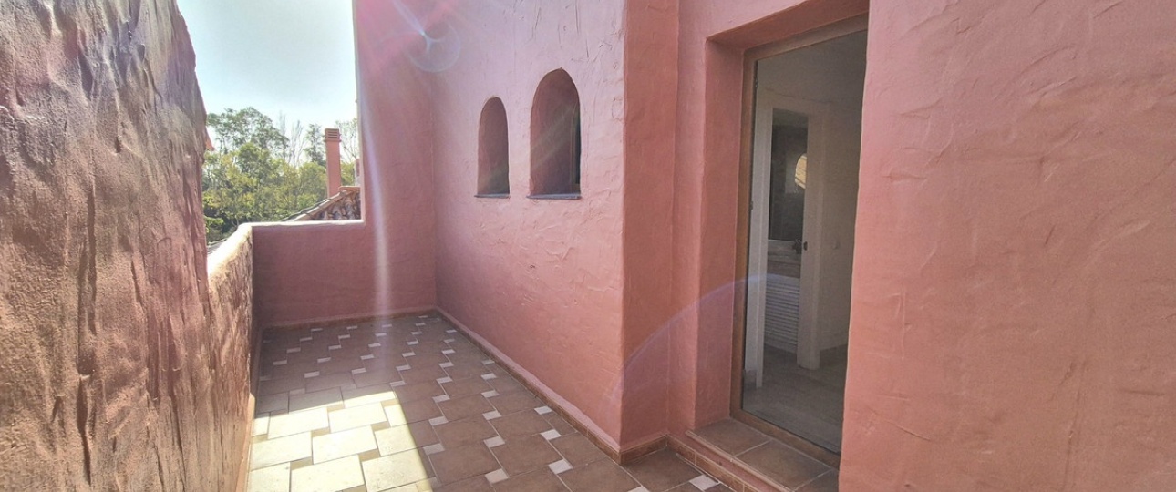 Rynek wtórny - apartment - Marbella - Guadalmina Baja