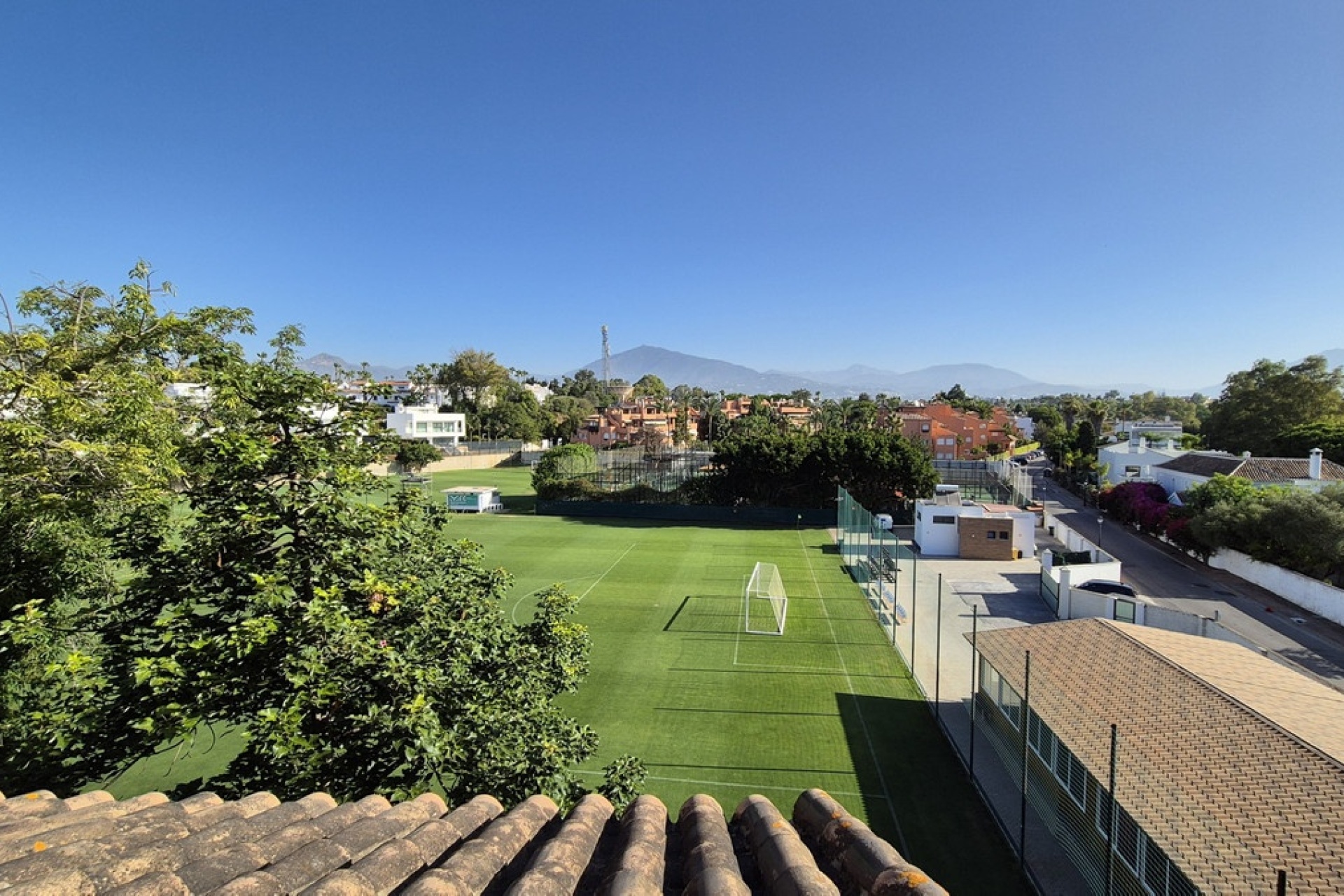 Rynek wtórny - apartment - Marbella - Guadalmina Baja