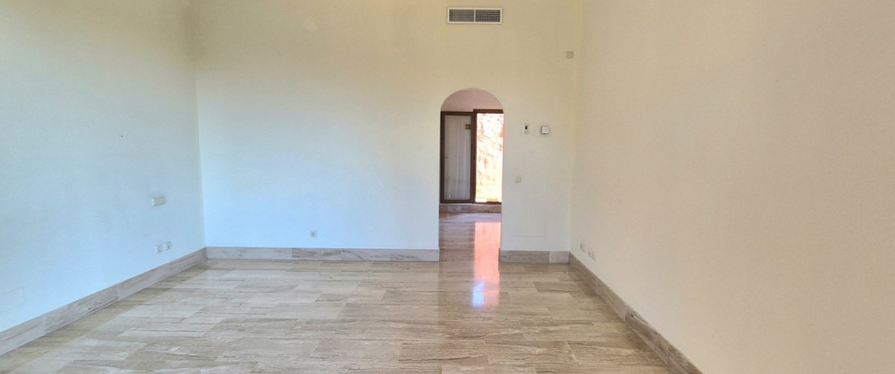 Rynek wtórny - apartment - Marbella - Guadalmina Baja