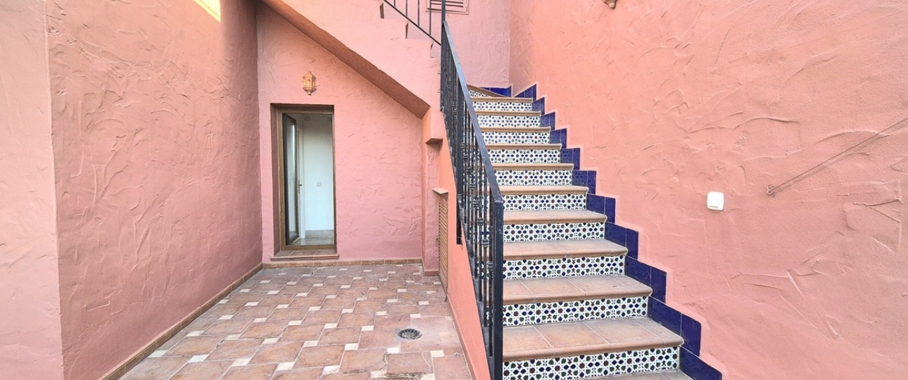 Rynek wtórny - apartment - Marbella - Guadalmina Baja