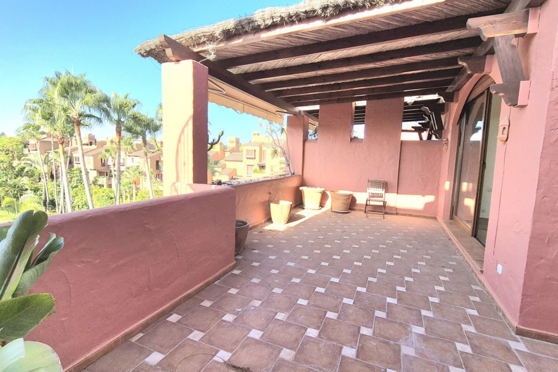 Rynek wtórny - apartment - Marbella - Guadalmina Baja