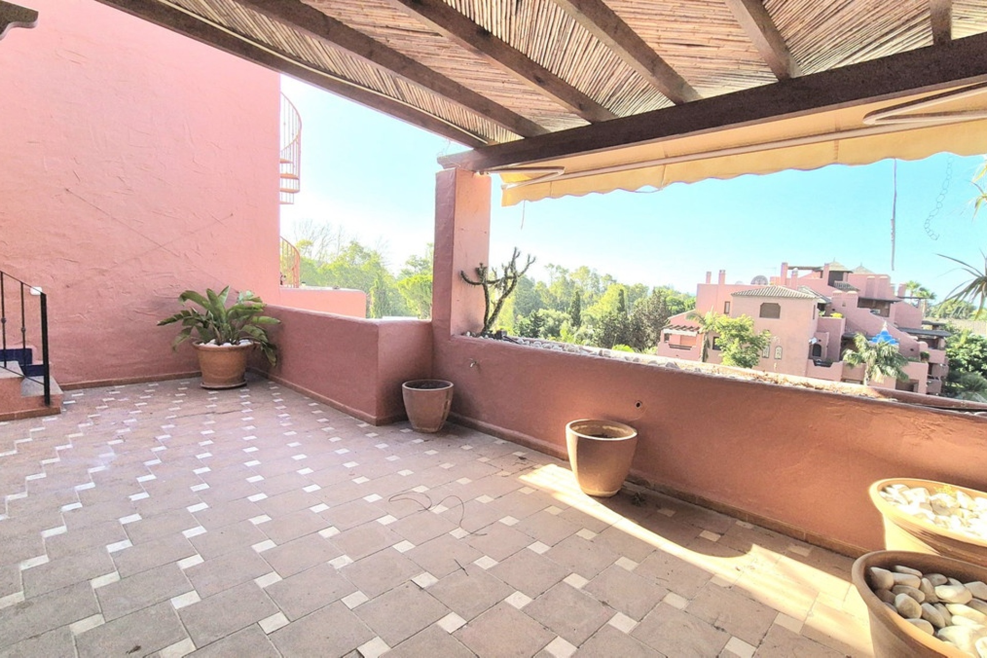 Rynek wtórny - apartment - Marbella - Guadalmina Baja